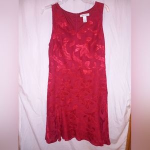 White House Black Market Red Floral Print Knee Length Dress